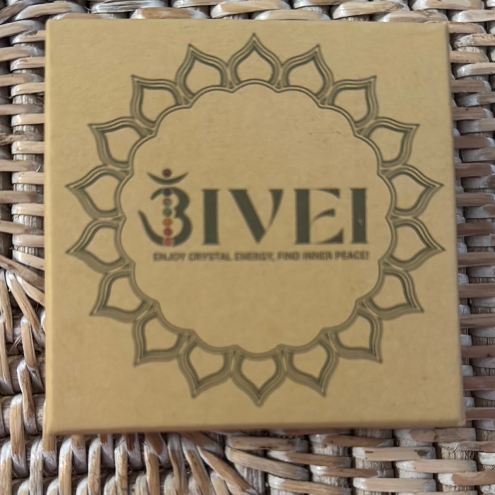 Bivei Beaded Bracelet Set - Picture 3 of 3